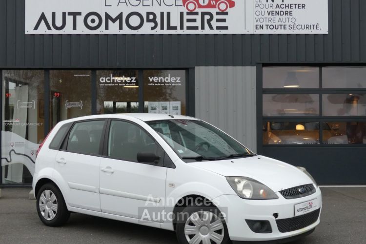 Ford Fiesta Phase 2 1.4 TDCi 68cv - <small></small> 3.490 € <small>TTC</small> - #7