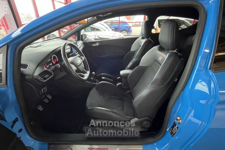 Ford Fiesta ST 1,5 200 EDITION PACK PERFORMANCE GPS CAMERA REGULATEUR LIMITEUR HIFI B&O PACK HIVER FULL L - <small></small> 26.990 € <small>TTC</small> - #17