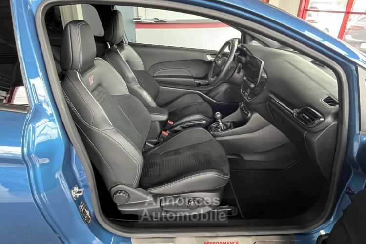 Ford Fiesta ST 1,5 200 GPS CAMERA KEYLESS PACK HIVER FULL LED APPLE CARPLAY HIFI B&O EXCELLENT ETAT - <small></small> 22.990 € <small>TTC</small> - #17