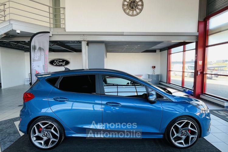 Ford Fiesta 1,5 200 GPS CAMERA REGULATEUR LIMITEUR APPLE CARPLAY BLUETOOTH HIFI B&O KEYLESS JANTES ALU - <small></small> 21.990 € <small>TTC</small> - #3