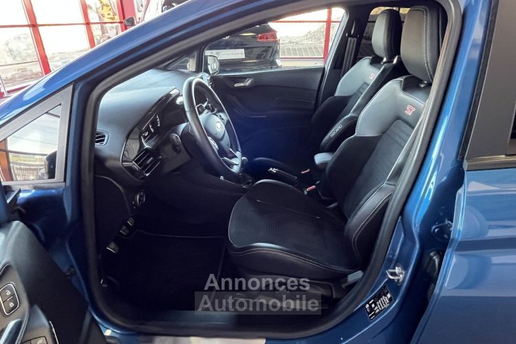 Ford Fiesta 1,5 200 GPS CAMERA REGULATEUR LIMITEUR APPLE CARPLAY BLUETOOTH HIFI B&O KEYLESS JANTES ALU - <small></small> 21.990 € <small>TTC</small> - #14