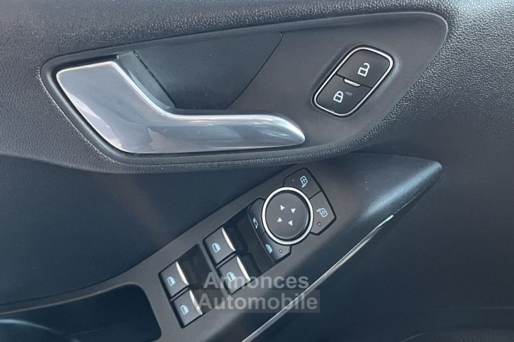 Ford Fiesta ST 1,5 200 PACK PERFORMANCE DIFFERENTIEL LAUNCH CONTROL GPS APPLE CARPLAY KEYLESS FULL LED PA - <small></small> 22.990 € <small>TTC</small> - #29