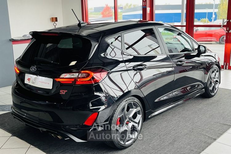 Ford Fiesta ST 1,5 200 PACK PERFORMANCE GPS CAMERA APPLE CARPLAY RECARO FULL LED BLUETOOTH HIFI B&O REGUL - <small></small> 25.990 € <small>TTC</small> - #2