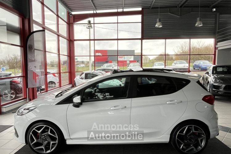 Ford Fiesta ST 1,5 200 PACK PERFORMANCE TOIT PANORAMIQUE GPS CAMERA KEYLESS APPLE CARPLAY FULL LED BLUETO - <small></small> 21.990 € <small>TTC</small> - #24