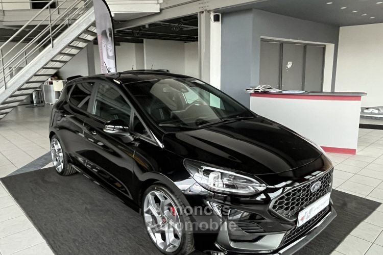 Ford Fiesta ST 1,5 200 PHASE 2 PACK PERFORMANCE GPS CAMERA REGULATEUR LIMITEUR HIFI B&O PACK HIVER FULL L - <small></small> 25.990 € <small>TTC</small> - #25