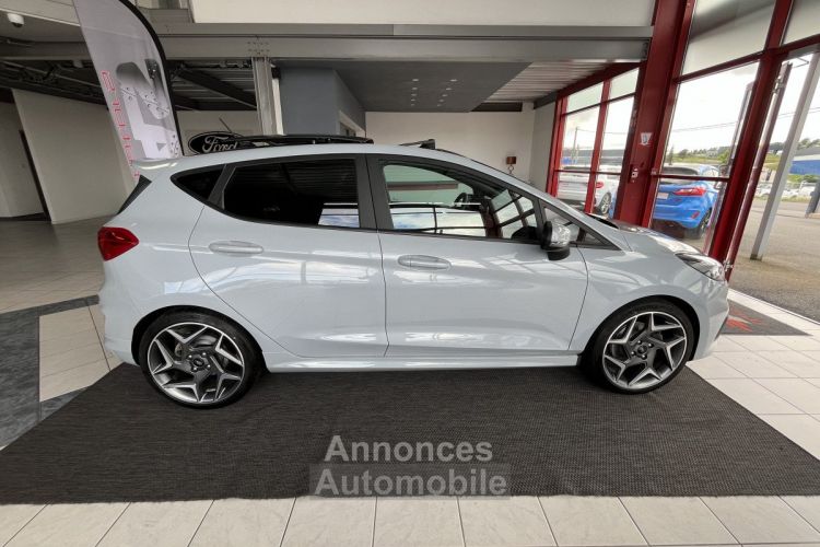 Ford Fiesta ST 1,5 200 TOIT PANORAMIQUE GPS KEYLESS APPLE CARPLAY RECARO FULL LED BLUETOOTH HIFI B&O REGU - <small></small> 22.990 € <small>TTC</small> - #3