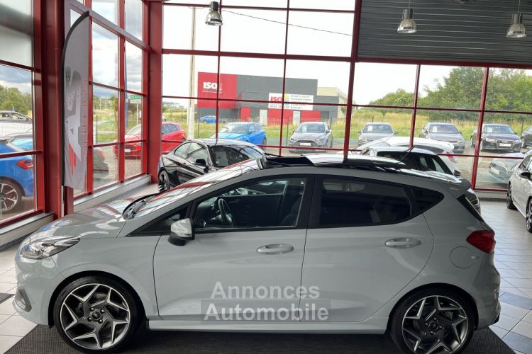 Ford Fiesta ST 1,5 200 TOIT PANORAMIQUE GPS KEYLESS APPLE CARPLAY RECARO FULL LED BLUETOOTH HIFI B&O REGU - <small></small> 22.990 € <small>TTC</small> - #23