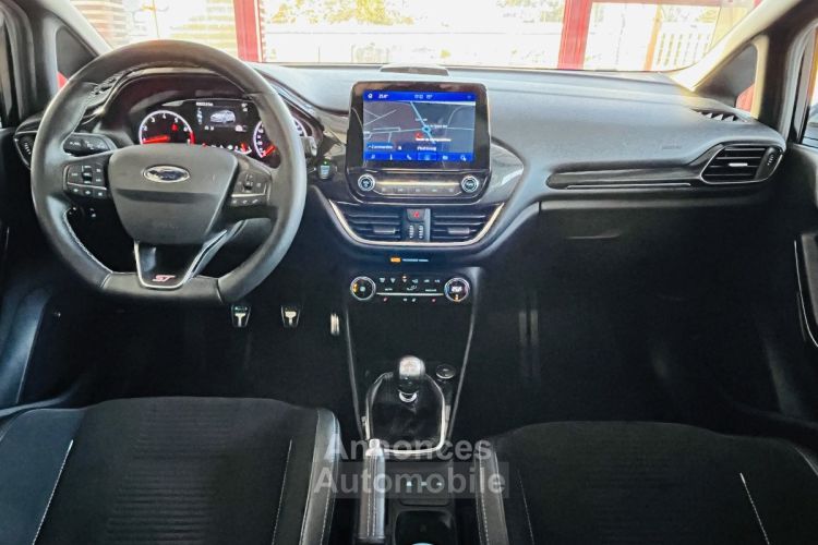 Ford Fiesta 1,5 200 TOIT PANORAMIQUE OUVRANT GPS CAMERA APPLE CARPLAY FULL LED BLUETOOTH HIFI B&O REGU - <small></small> 21.990 € <small>TTC</small> - #4