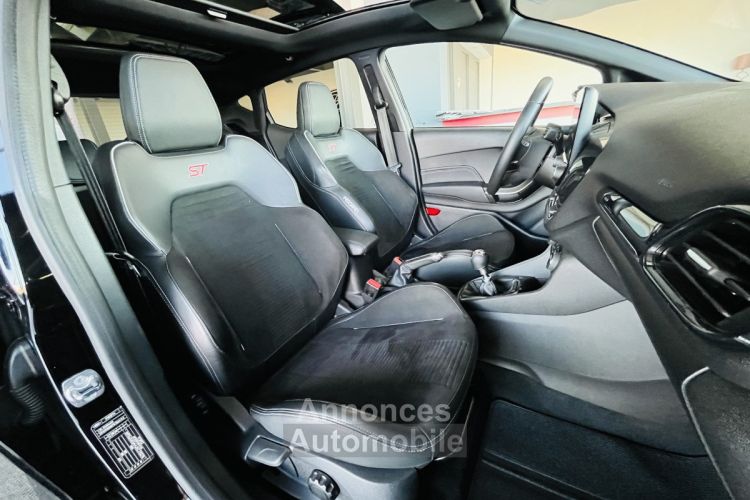 Ford Fiesta 1,5 200 TOIT PANORAMIQUE OUVRANT GPS CAMERA APPLE CARPLAY FULL LED BLUETOOTH HIFI B&O REGU - <small></small> 21.990 € <small>TTC</small> - #5