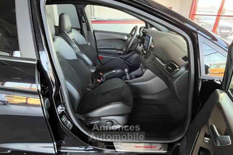 Ford Fiesta 1,5 200 TOIT PANORAMIQUE OUVRANT GPS CAMERA APPLE CARPLAY FULL LED BLUETOOTH HIFI B&O REGU - <small></small> 21.990 € <small>TTC</small> - #7