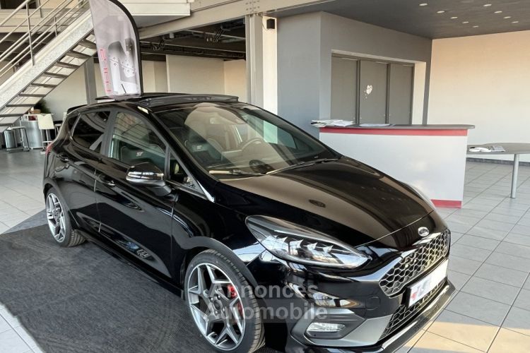 Ford Fiesta 1,5 200 TOIT PANORAMIQUE OUVRANT GPS CAMERA APPLE CARPLAY FULL LED BLUETOOTH HIFI B&O REGU - <small></small> 21.990 € <small>TTC</small> - #23