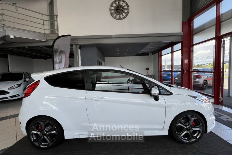 Ford Fiesta ST 1,6 182 PACK PERFORMANCE CAMERA KEYLESS SONY PACK HIVER RECARO BLUETOOTH EXCELLENT ETAT - <small></small> 17.990 € <small>TTC</small> - #3