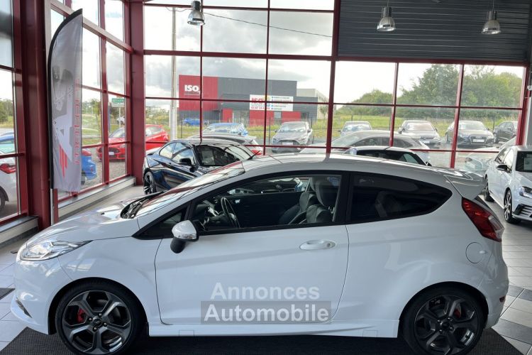 Ford Fiesta ST 1,6 182 PACK PERFORMANCE CAMERA KEYLESS SONY PACK HIVER RECARO BLUETOOTH EXCELLENT ETAT - <small></small> 17.990 € <small>TTC</small> - #20