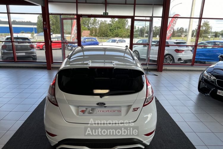 Ford Fiesta ST 1,6 182 PACK PERFORMANCE CAMERA KEYLESS SONY PACK HIVER RECARO BLUETOOTH EXCELLENT ETAT - <small></small> 17.990 € <small>TTC</small> - #23