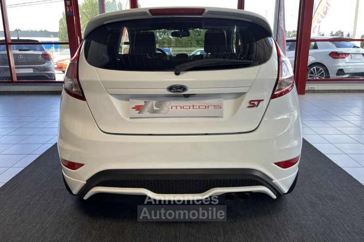 Ford Fiesta ST 1,6 182 PACK PERFORMANCE CAMERA KEYLESS SONY PACK HIVER RECARO BLUETOOTH EXCELLENT ETAT - <small></small> 17.990 € <small>TTC</small> - #24