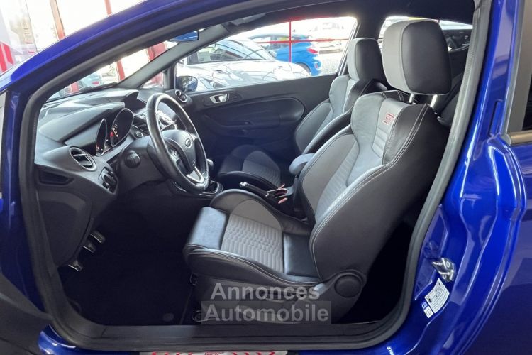 Ford Fiesta ST 1,6 182 PACK PERFORMANCE GPS SONY PACK HIVER BLUETOOTH RECARO PARK PILOT ECHAPPEMENT DOUBL - <small></small> 17.990 € <small>TTC</small> - #13