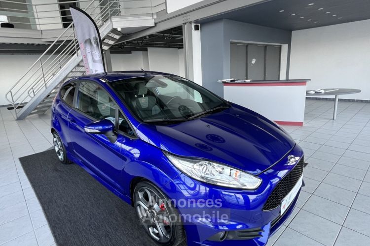 Ford Fiesta ST 1,6 182 PACK PERFORMANCE GPS SONY PACK HIVER BLUETOOTH RECARO PARK PILOT ECHAPPEMENT DOUBL - <small></small> 17.990 € <small>TTC</small> - #22