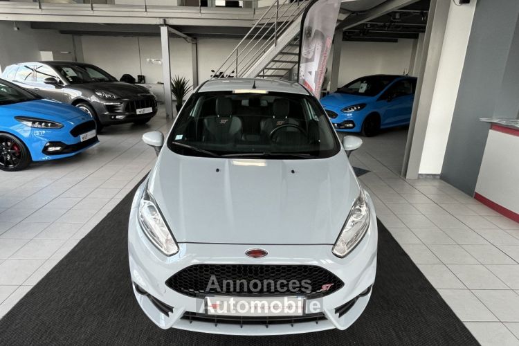 Ford Fiesta ST 1,6 200 EDITION LIMITED PACK PERF GPS CAMERA REGULATEUR KEYLESS SONY PARK PILOT BLUETOOTH  - <small></small> 17.990 € <small>TTC</small> - #21