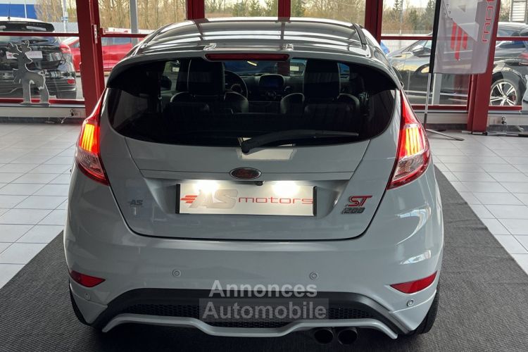 Ford Fiesta ST 1,6 200 EDITION LIMITED PACK PERF GPS CAMERA REGULATEUR KEYLESS SONY PARK PILOT BLUETOOTH  - <small></small> 17.990 € <small>TTC</small> - #25