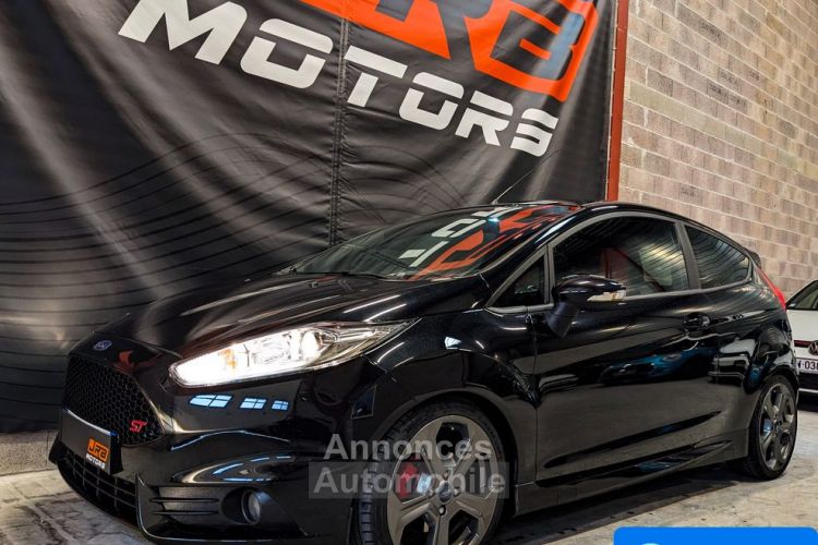 Ford Fiesta ST 1,6l 182 MK7 Pack Performance 1&2 GPS SONY Recaro chauffants Caméra & Radars de recul Régulateur vitesse - <small></small> 14.890 € <small>TTC</small> - #1