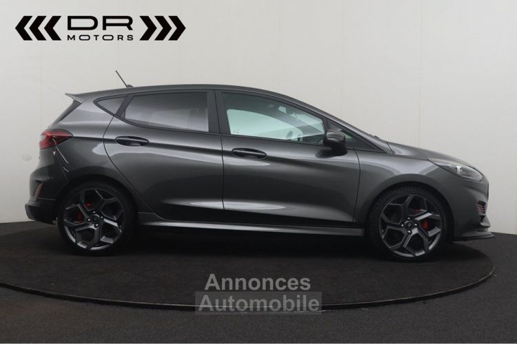 Ford Fiesta ST - BANG & OLUFSEN CARPLAY KEYLESS ENTRY - <small></small> 21.995 € <small>TTC</small> - #4