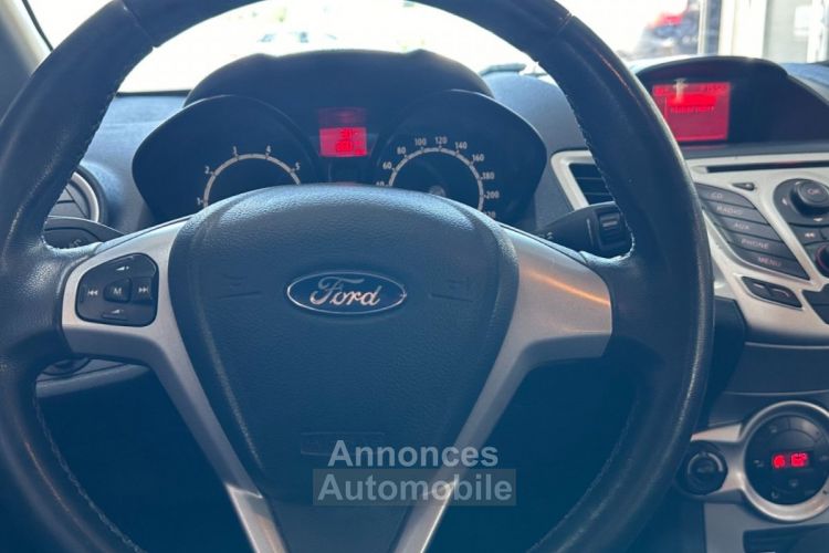 Ford Fiesta titanium 82 ch 5 portes courroie ok - <small></small> 6.490 € <small>TTC</small> - #11