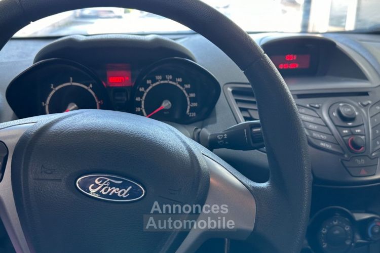 Ford Fiesta trend 68 ch courroie ok - <small></small> 4.990 € <small>TTC</small> - #10