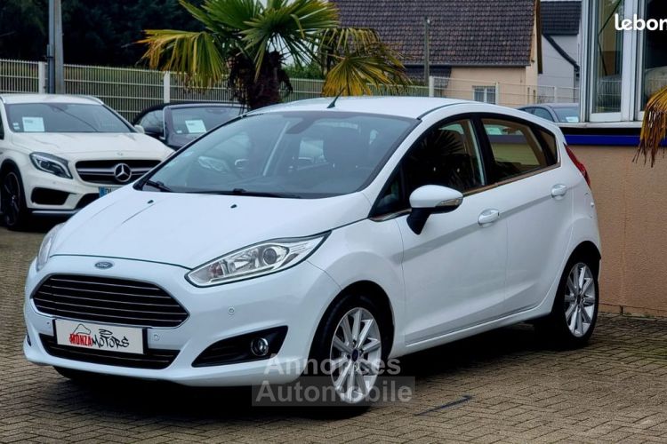 Ford Fiesta VI 1.0 ECOBOOST 125 Cv S&S TITANIUM 5P 1 ERE MAIN - <small></small> 6.900 € <small>TTC</small> - #2