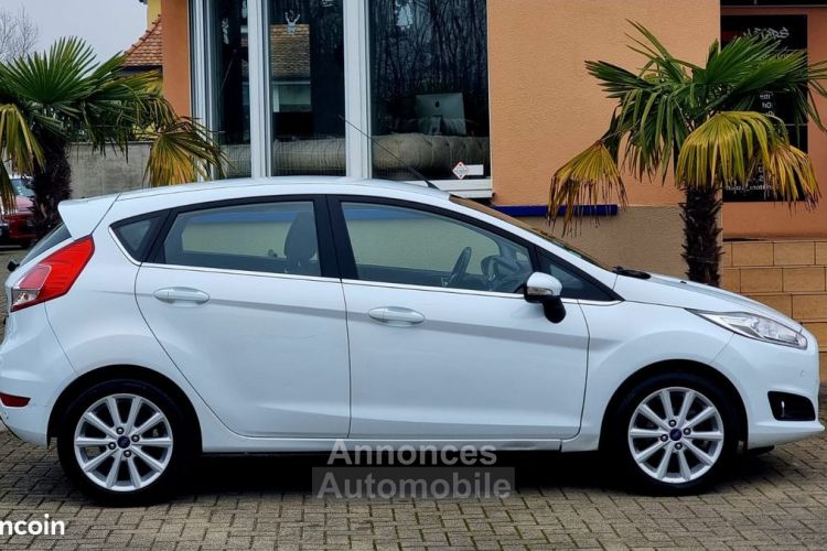 Ford Fiesta VI 1.0 ECOBOOST 125 Cv S&S TITANIUM 5P 1 ERE MAIN - <small></small> 6.900 € <small>TTC</small> - #6