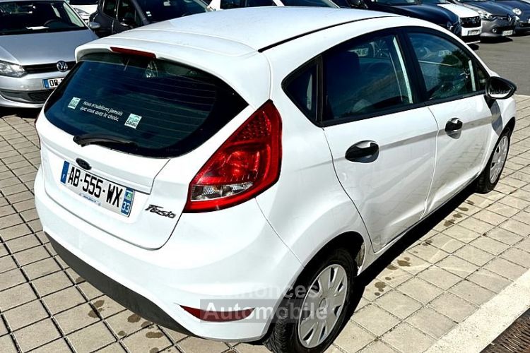 Ford Fiesta VI 1.25 60CH AMBIENTE - <small></small> 6.990 € <small>TTC</small> - #4