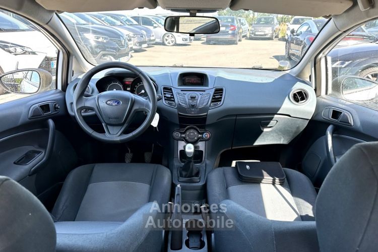 Ford Fiesta VI 1.25 60CH AMBIENTE - <small></small> 6.990 € <small>TTC</small> - #6