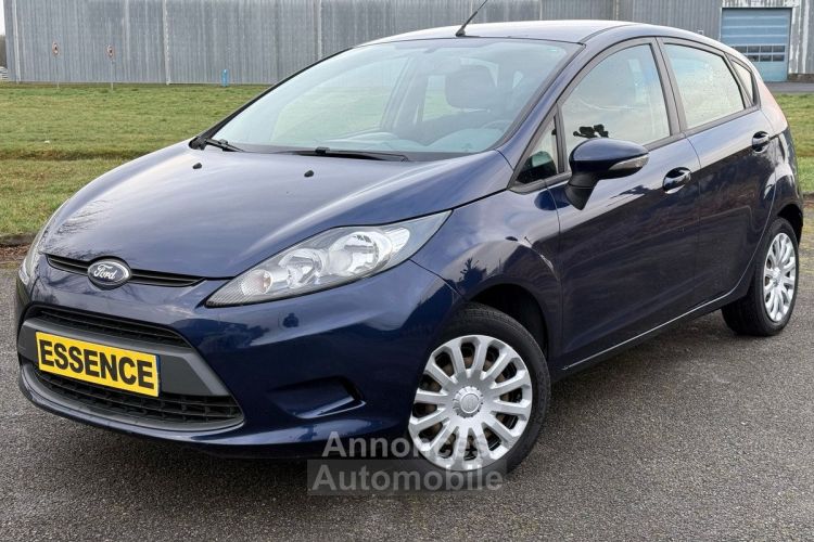 Ford Fiesta VI - 1.2i 16V 82ch (5 cv) BVM5 Bleu 5 portes Trend 2011 - <small></small> 5.990 € <small>TTC</small> - #1