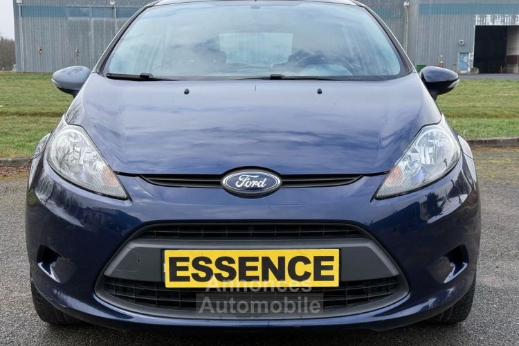 Ford Fiesta VI - 1.2i 16V 82ch (5 cv) BVM5 Bleu 5 portes Trend 2011 - <small></small> 5.990 € <small>TTC</small> - #3