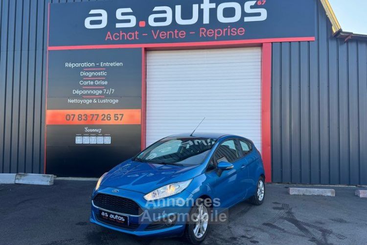 Ford Fiesta VI phase 2 1.0 SCI 12v 80 CV Bleu essence fermeture centralisée crit’Air1 radar de stationnement commande au volant Bluetooth - <small></small> 6.590 € <small>TTC</small> - #1