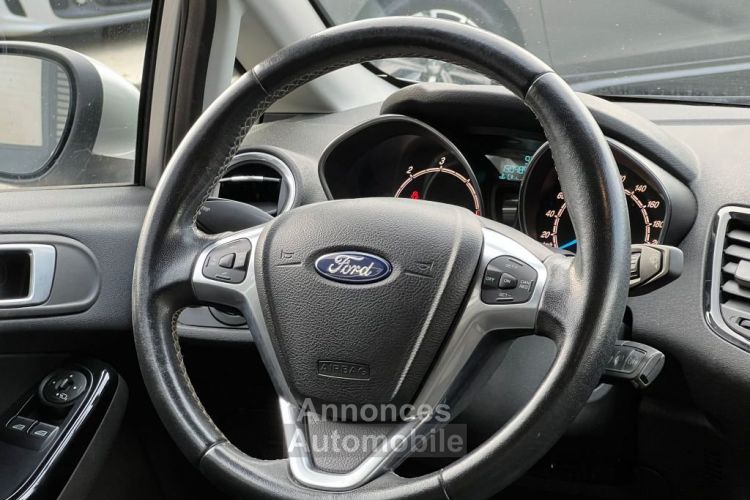 Ford Fiesta VI Phase 2 5 portes 1.5 TDCi 95 cv , TITANIUM ,SUIVI COMPLET-GARANTIE - <small></small> 7.990 € <small>TTC</small> - #12