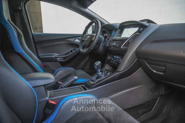 Ford Focus - BLACK & BLUE EDITION - RECARO - CAMERA - HEATED SEATS - - <small></small> 48.990 € <small>TTC</small> - #39