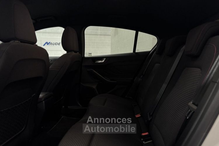 Ford Focus 1.0 EcoBoost 125 CH ST-LINE - <small></small> 17.990 € <small>TTC</small> - #17