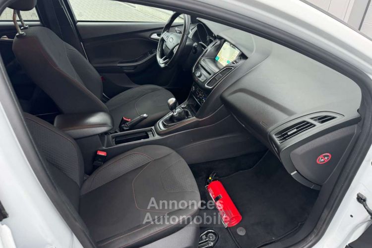 Ford Focus 1.0 EcoBoost ST LINE -- GPS CLIM GARANTIE 12 - <small></small> 11.990 € <small>TTC</small> - #14