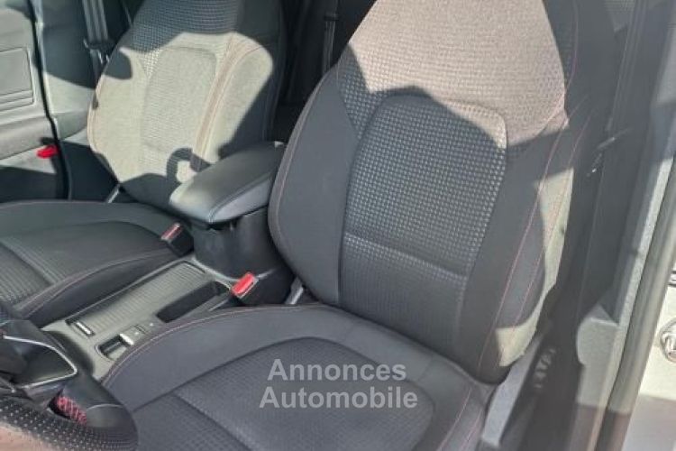 Ford Focus 1.0 Flexifuel 125ch ST-LINE STYLE Première Main Entretien constructeur complet - <small></small> 17.990 € <small>TTC</small> - #9