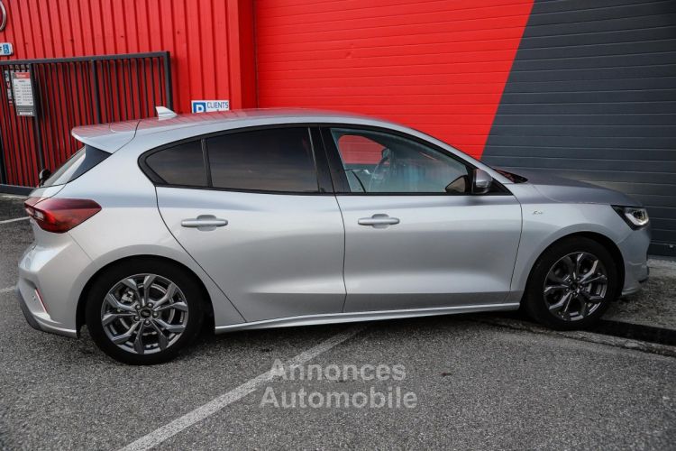 Ford Focus 1.0 Flexifuel mHEV 125 ST Line X NOUVELLE GENERATION CAMERA GRAND ECRAN - <small></small> 18.970 € <small></small> - #26