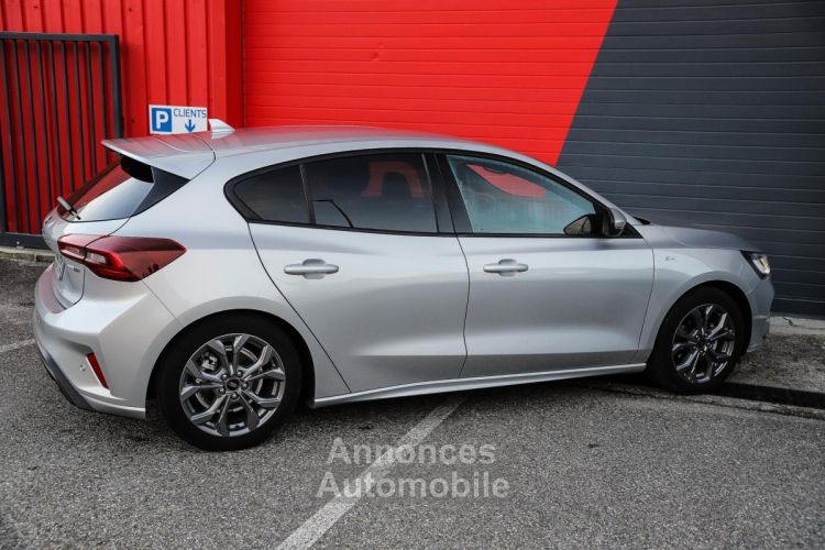 Ford Focus 1.0 Flexifuel mHEV 125 ST Line X NOUVELLE GENERATION CAMERA GRAND ECRAN - <small></small> 18.970 € <small></small> - #27