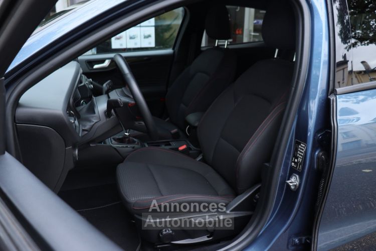 Ford Focus 1.0 Hybride EcoBoost 125 ST Line BVM6 (Carplay,Caméra,Radars) - <small></small> 16.990 € <small>TTC</small> - #17