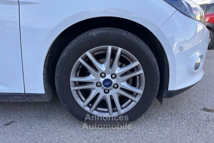 Ford Focus 1.0 SCTi 100 EcoBoost SS Titanium - RÉVISÉ - DISTRIB OK - GARANTIE 1 AN - <small></small> 7.990 € <small>TTC</small> - #8