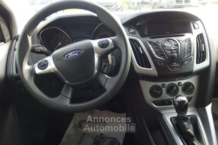 Ford Focus 1.0 SCTI 100CH ECOBOOST STOP&START TREND 5P - <small></small> 5.900 € <small>TTC</small> - #14