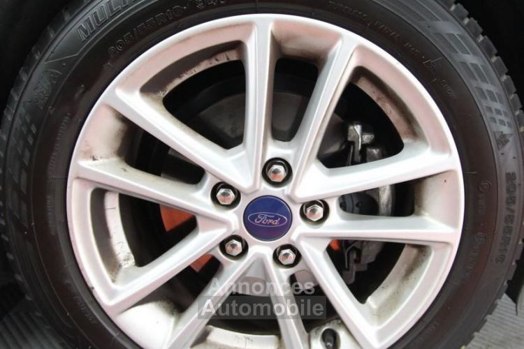 Ford Focus 1.0 SCTI 125 TITANIUM BVA courroie distribution effectuée - <small></small> 11.990 € <small>TTC</small> - #6