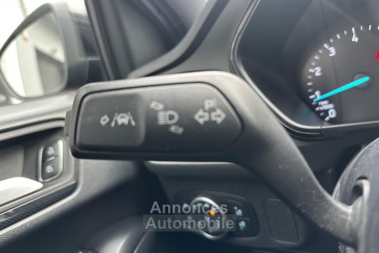 Ford Focus 1.5 ECOBOOST 150 CH ST-LINE APPLE CARPLAY ANDROÏD AUTO - <small></small> 16.990 € <small>TTC</small> - #19