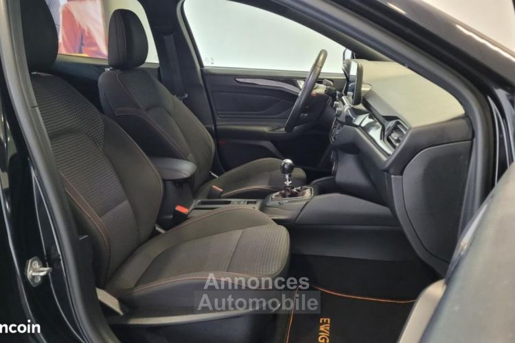 Ford Focus 1.5 SCTI 150ch ST-LINE - <small></small> 16.990 € <small>TTC</small> - #12