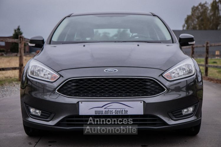 Ford Focus 1.5 TDCi - APPLE CARPLAY - CRUISECONTROL - AIRCO - PARKEERSENSOREN - <small></small> 11.999 € <small>TTC</small> - #4