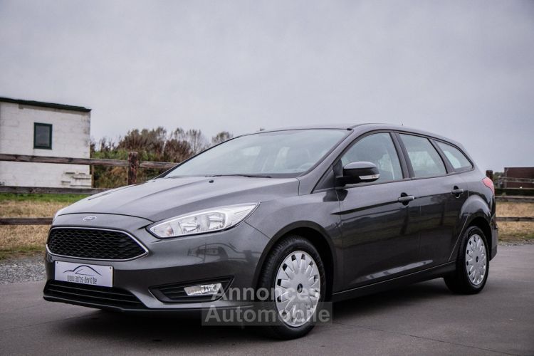 Ford Focus 1.5 TDCi - APPLE CARPLAY - CRUISECONTROL - AIRCO - PARKEERSENSOREN - <small></small> 11.999 € <small>TTC</small> - #5