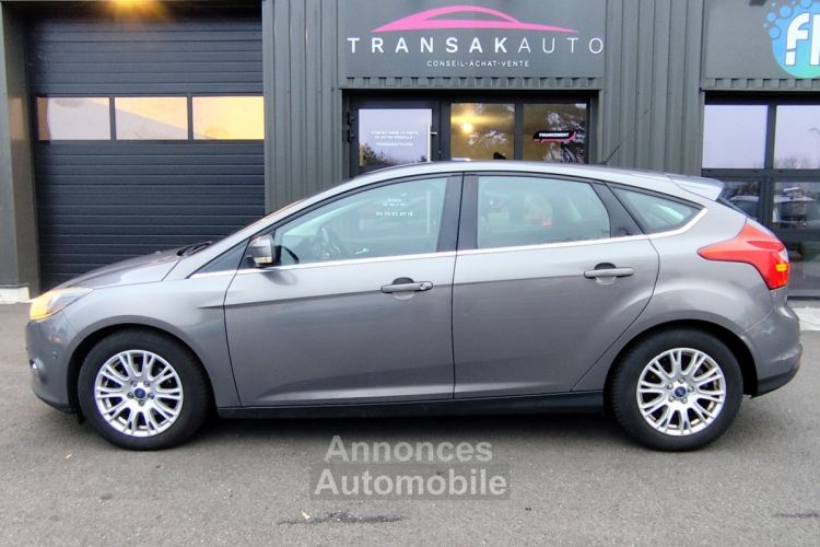 Ford Focus 1.6 tdci 115 titanium avec radar avant arriere navigation regulateur de vitesse - <small></small> 6.990 € <small>TTC</small> - #2